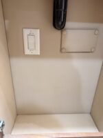 2015 NRC Triple Slide Coach, 120k Miles, Loaded - Image 28