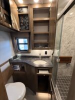 2025 Showhauler Bunk Model, 4K Miles, Pristine - Image 32