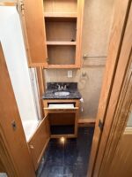 2014 ShowHauler Twin Tandem Totorhome, 342K Miles - Image 26