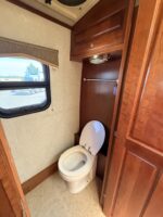2007 Dynamax with 2010 United 28’ Trailer - Image 19