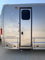 2007 Dynamax with 2010 United 28’ Trailer - Image 30